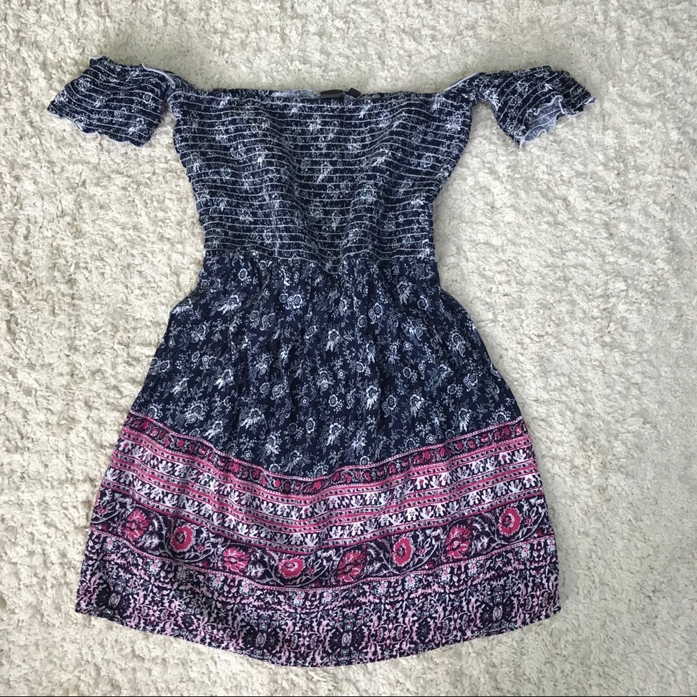 Off The Shoulder Dress (S)
